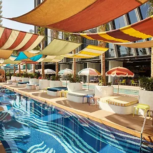 https://mama-shelter.dubaihotelsoffers.com