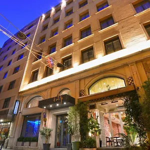 4* Szálloda Pera Tulip &